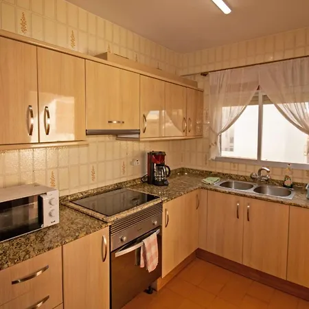 アパート Con Wifi A 50 Metros Del Cargador